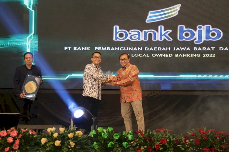 Transformasi Digital Bank Bjb Berbuah Award Best Digital Leadership In ...